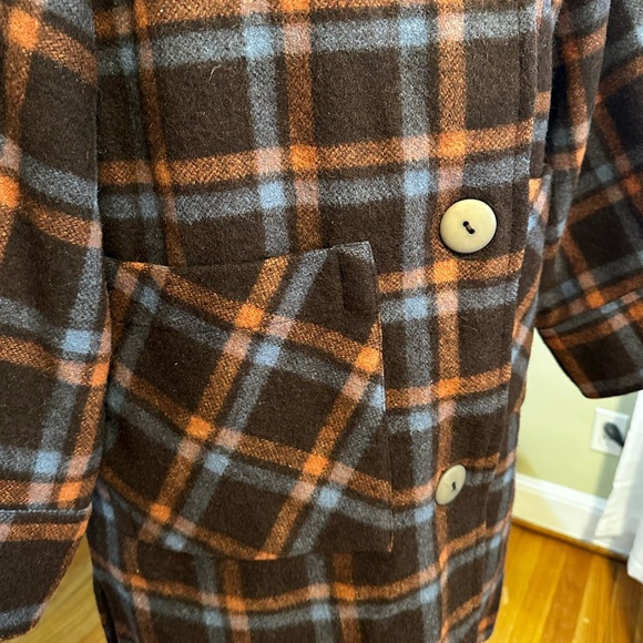 Vintage Bally 85% Wool Plaid Coat Made in Italy Size 42 Chalet Chic - Picture 4 of 14